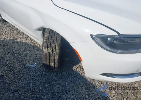 2015 Chrysler 200 Limited из США, поврежденный, VIN 1C3CCCAB5FN653834